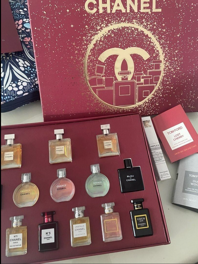 Chanel 14-Piece Fragrance Grand Set - Image 4